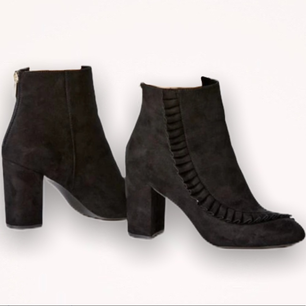 Faux suede black ruffle bootie boots - Picture 1 of 7